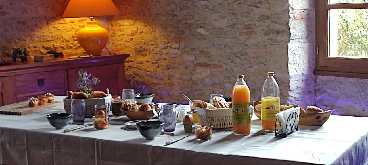 Domaine Les Garrigues Bed & Breakfast Puygaillard-de-Quercy Ngoại thất bức ảnh