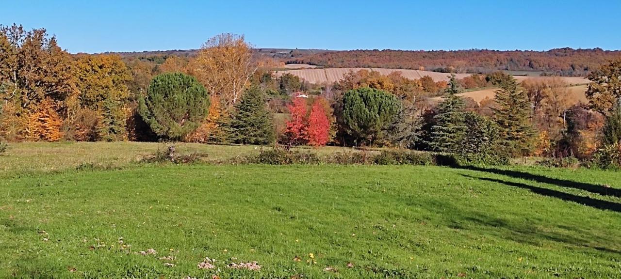Domaine Les Garrigues Bed & Breakfast Puygaillard-de-Quercy Ngoại thất bức ảnh