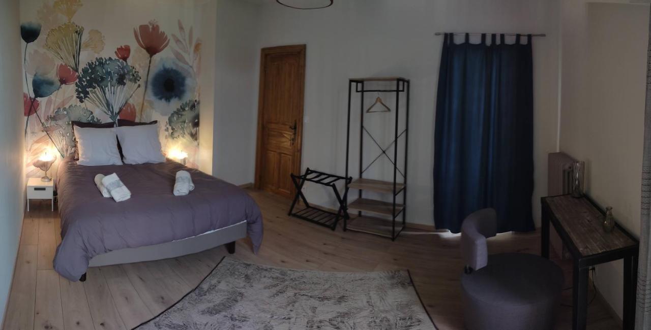 Domaine Les Garrigues Bed & Breakfast Puygaillard-de-Quercy Ngoại thất bức ảnh