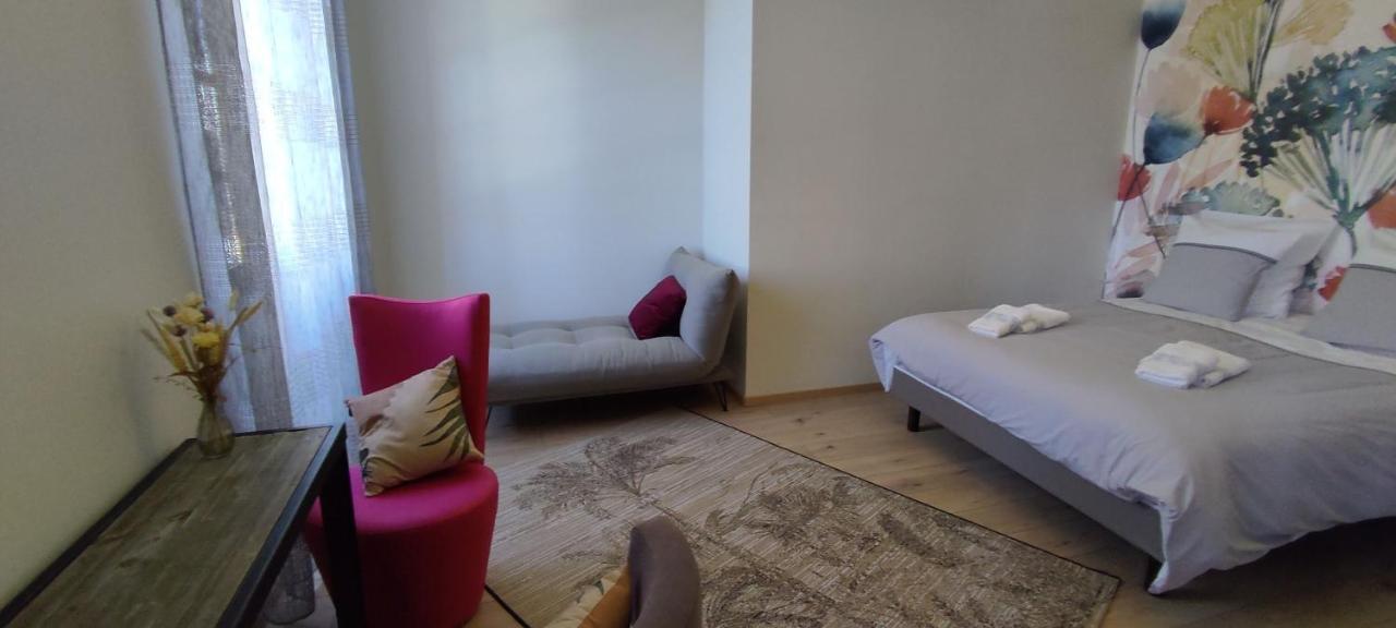 Domaine Les Garrigues Bed & Breakfast Puygaillard-de-Quercy Ngoại thất bức ảnh